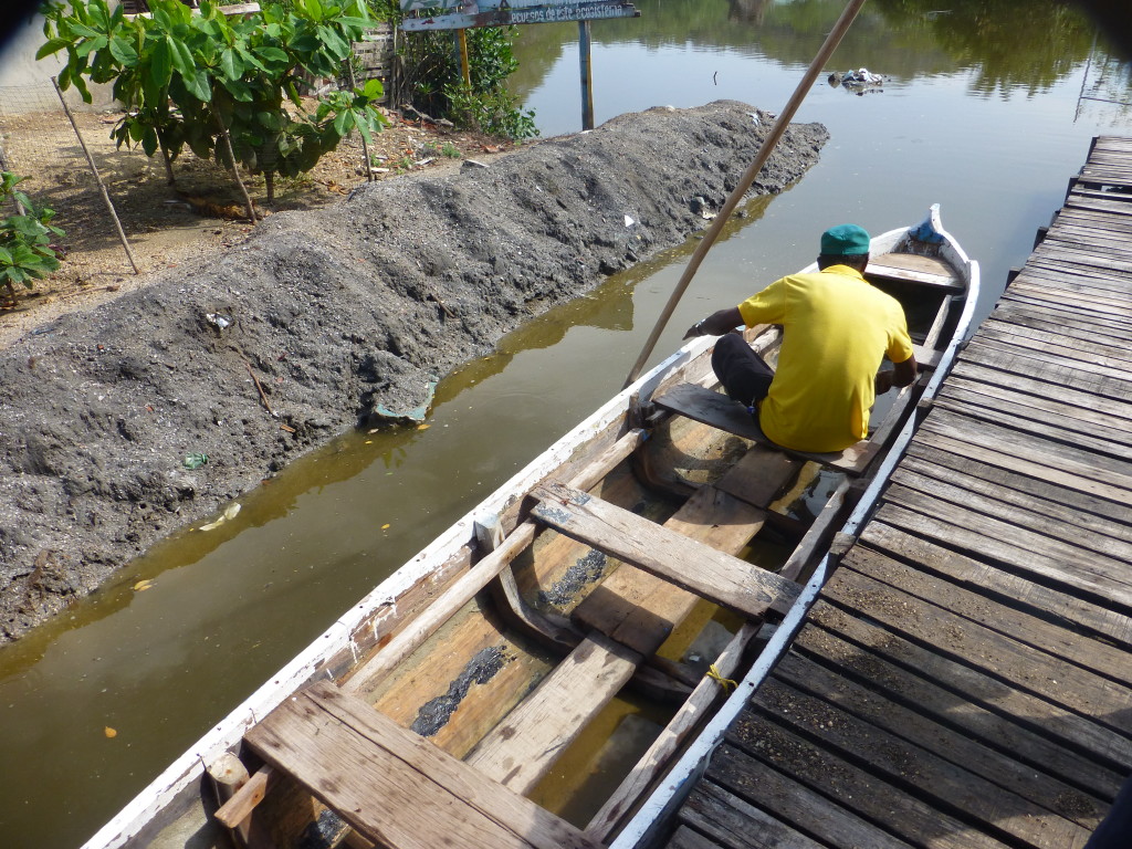 'Papa' bails out our canoe