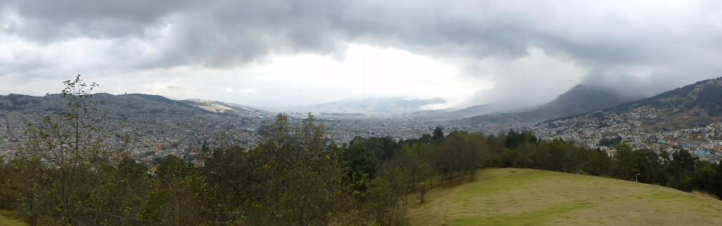 View over Quito to the south from the Virgen de El Panecillo