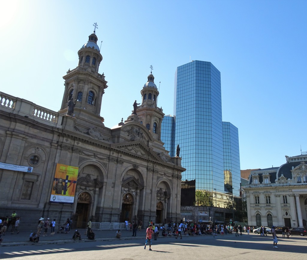 The old and the new in downtown Santiago