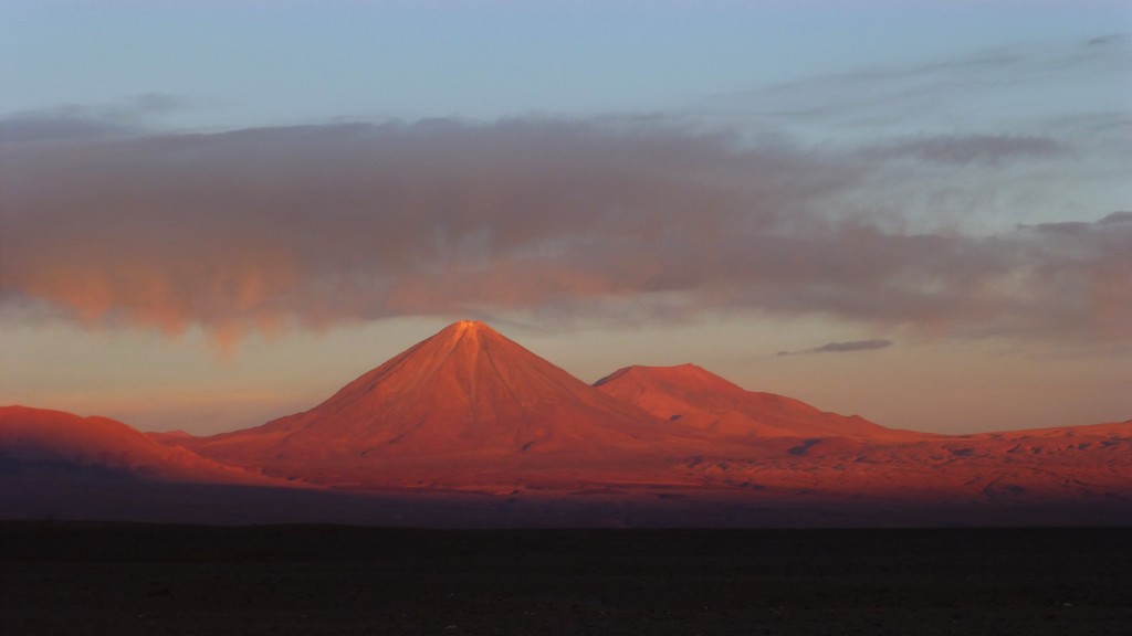 Volcanoes Licancabur (left) and Juriques (right)