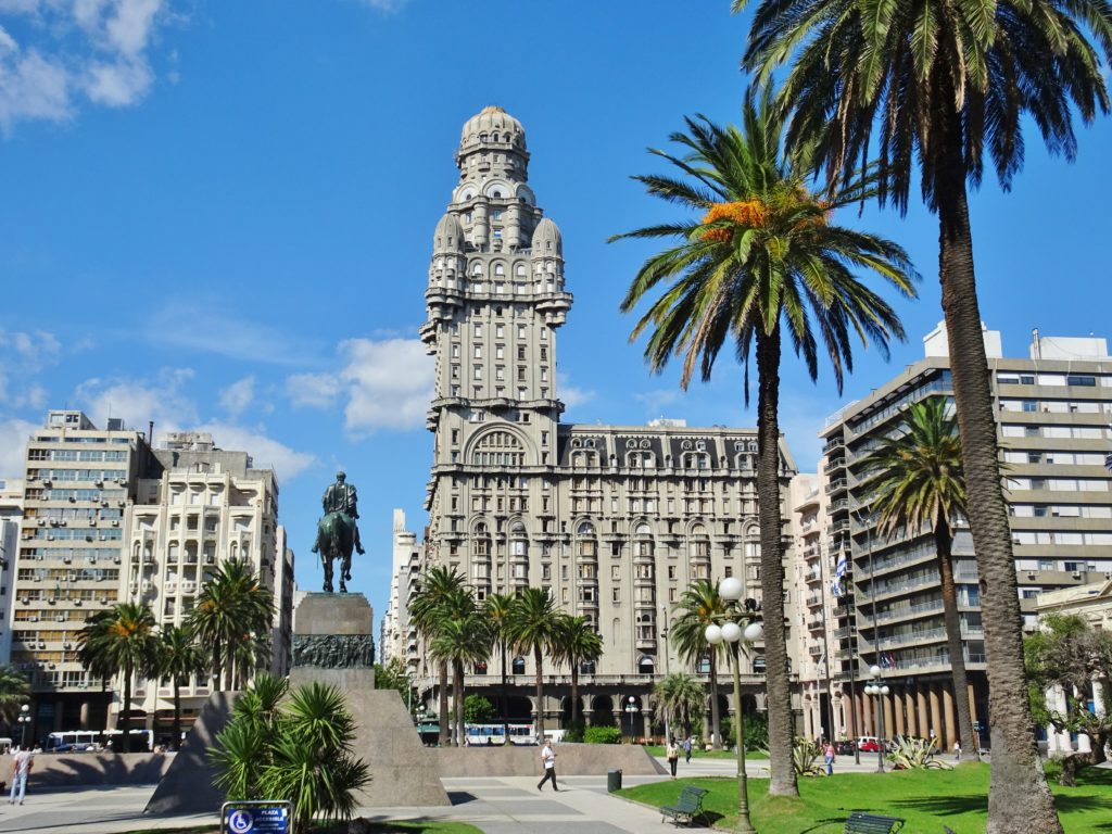 Plaza Independencia, Montevideo