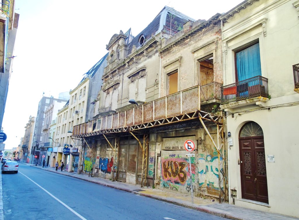 Colonial architecture in Montevideo