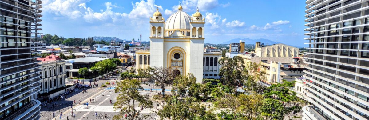 A Bougie Weekend in San Salvador